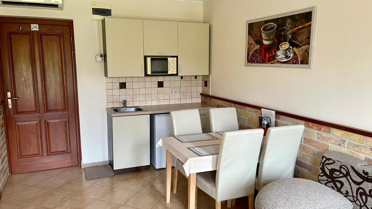 Gyula Var Panorama Apartman Екстер'єр фото